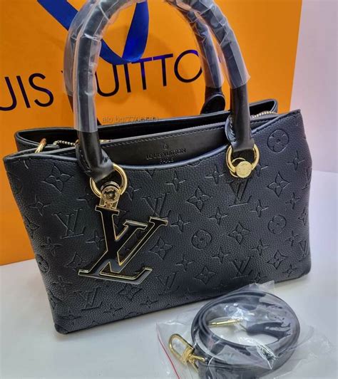 louis vuitton чанта|дамски чанти за ръка.